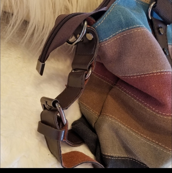 Kiss Gold purse - Picture 4 of 6